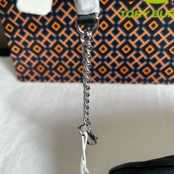 Tory Burch Willa Quilted Nylon Belt Bag Black Fanny Pack Crossbody Bag - Picture 9 of 11